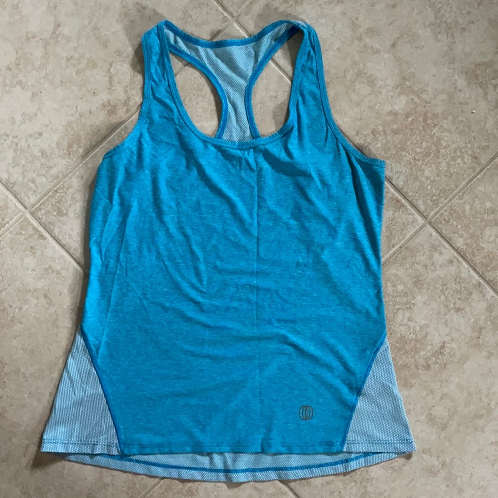Blue razor back runner’s tank